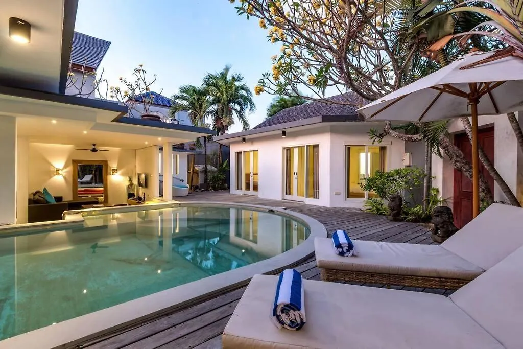 Danumaya Villa Seminyak 0*, Seminyak (Bali)